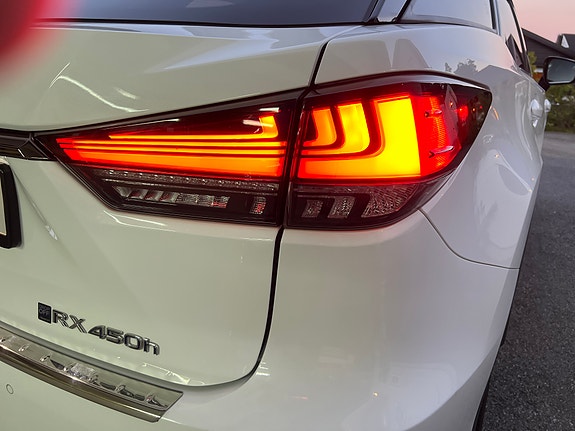 Lexus RX450h 18 of 30