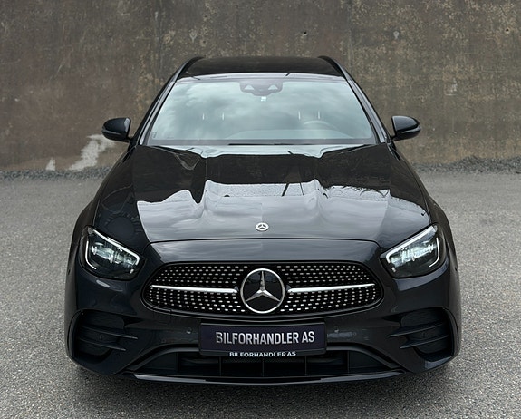 Mercedes-Benz E300 de 5 of 30