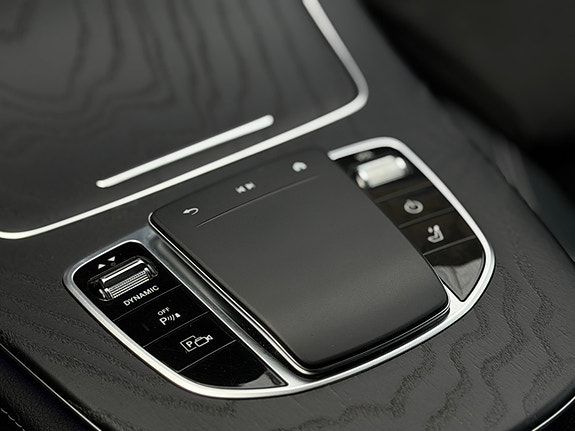 Mercedes-Benz E300 de 30 of 30