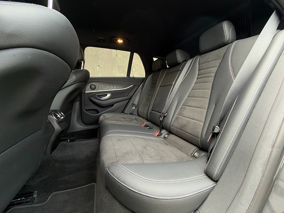 Mercedes-Benz E300 de 23 of 30