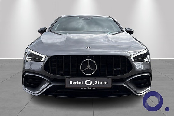 Mercedes-Benz CLA45 9 of 26