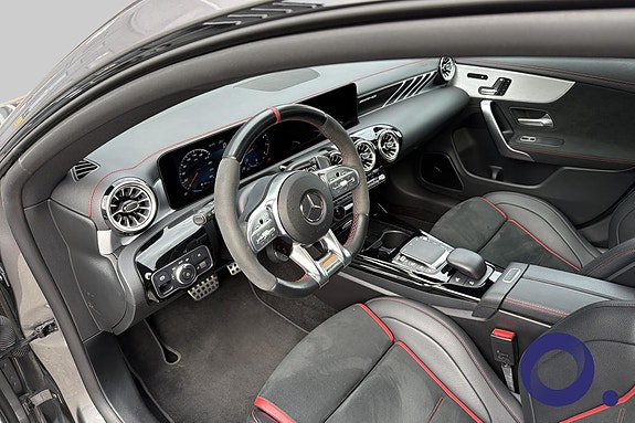 Mercedes-Benz CLA45 13 of 26