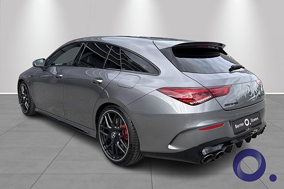Mercedes-Benz CLA45 3 of 26