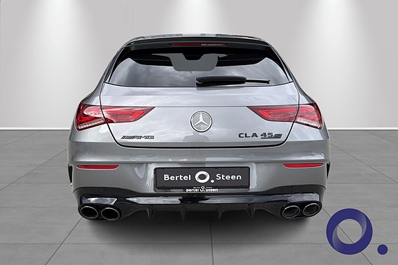 Mercedes-Benz CLA45 4 of 26