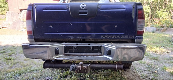 Nissan King Cab 3 of 6