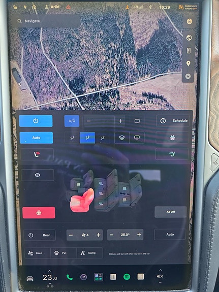 Tesla Model X 24 of 26