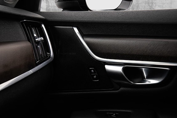 Volvo V90 Cross Country 21 of 30