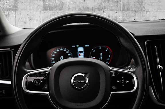 Volvo V90 Cross Country 26 of 30