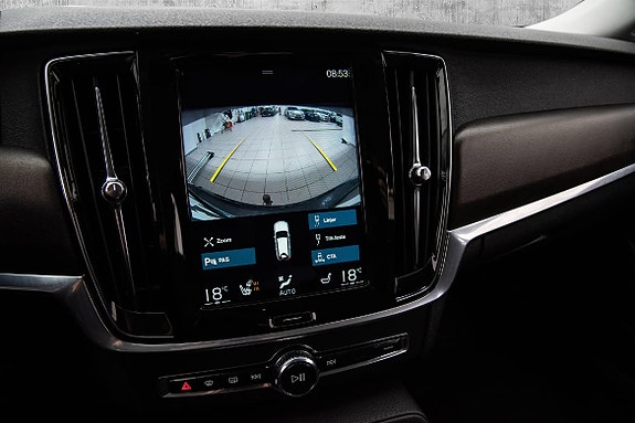 Volvo V90 Cross Country 15 of 30