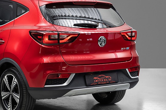 MG ZS EV 6 of 26