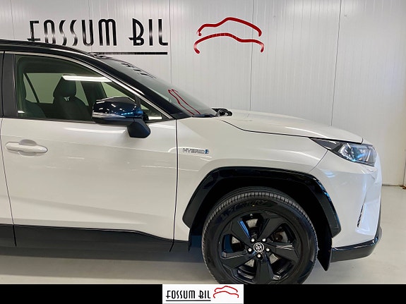 Toyota RAV4 22 of 30