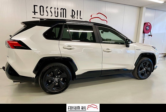 Toyota RAV4 9 of 30