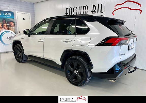 Toyota RAV4 18 of 30
