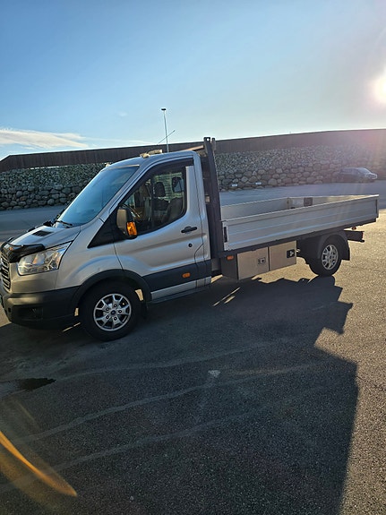 Ford Transit 350 L3 Van 4 of 18