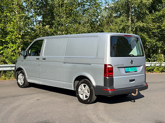 Volkswagen Transporter 10 of 30
