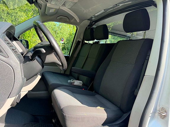Volkswagen Transporter 21 of 30