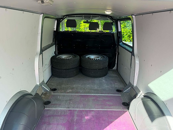 Volkswagen Transporter 14 of 30