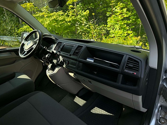 Volkswagen Transporter 22 of 30