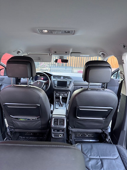 Volkswagen Tiguan 16 of 21