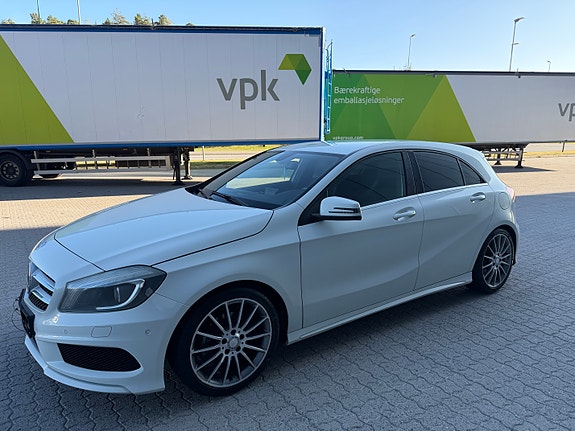 Mercedes-Benz A180 5 of 30