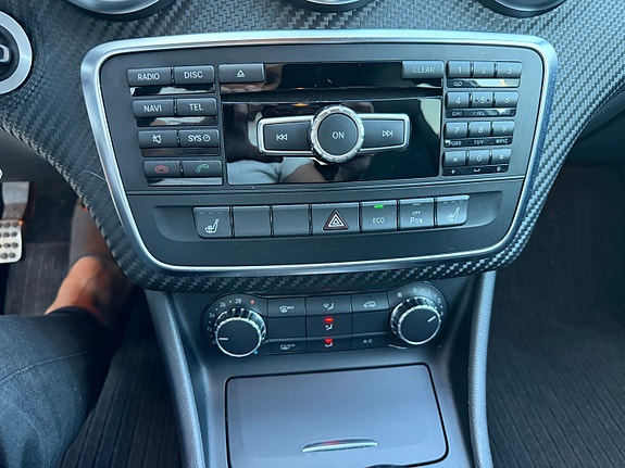 Mercedes-Benz A180 28 of 30