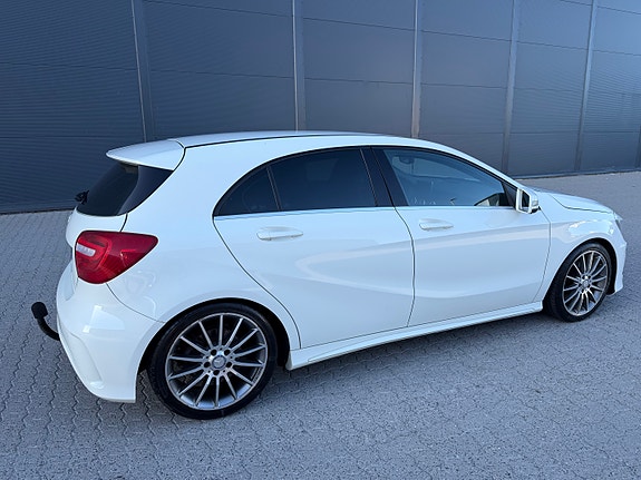 Mercedes-Benz A180 8 of 30
