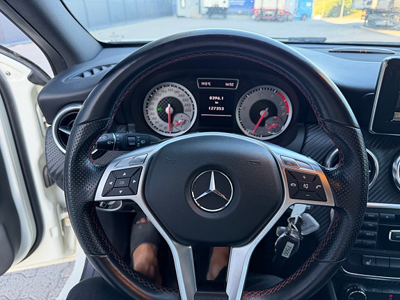 Mercedes-Benz A180 26 of 30