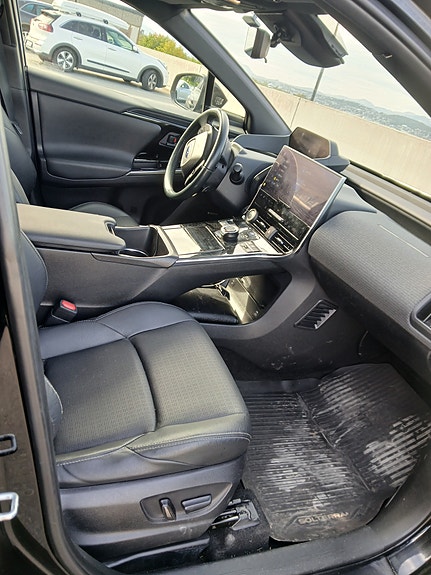 Subaru Solterra 9 of 23