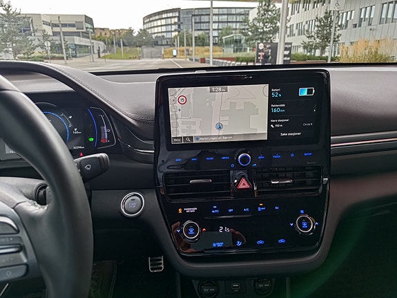 Hyundai IONIQ 12 of 16
