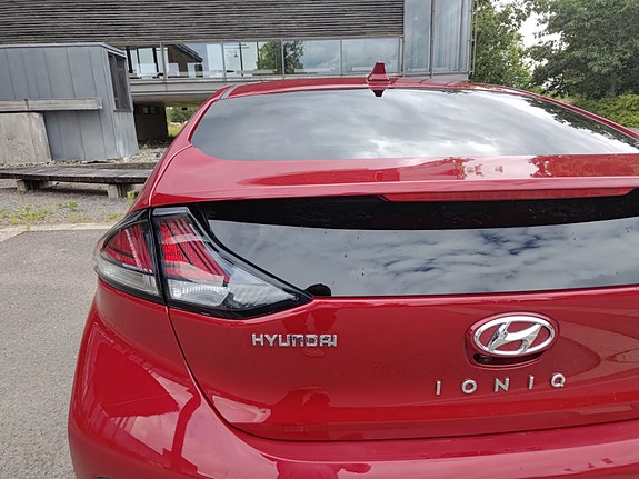 Hyundai IONIQ 9 of 16