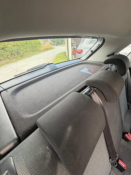 Volkswagen Polo 17 of 23