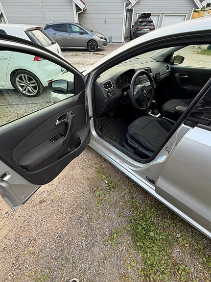 Volkswagen Polo 5 of 23