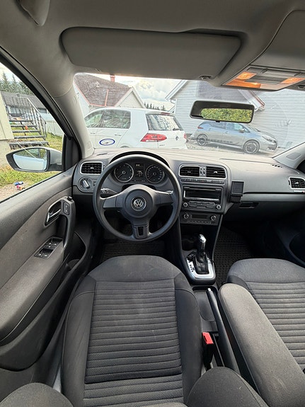 Volkswagen Polo 13 of 23