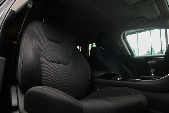 Ford Mondeo 21 of 30