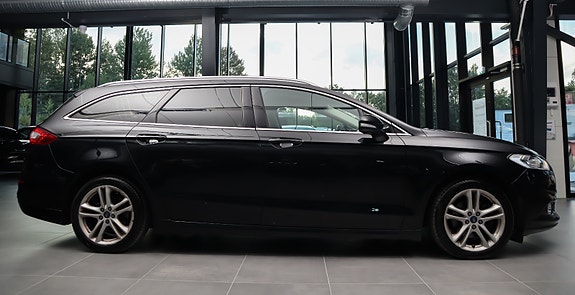 Ford Mondeo 14 of 30