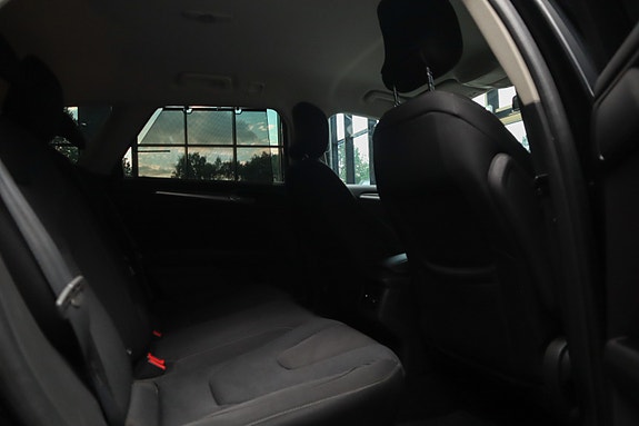 Ford Mondeo 23 of 30