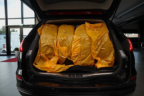 Ford Mondeo 11 of 30