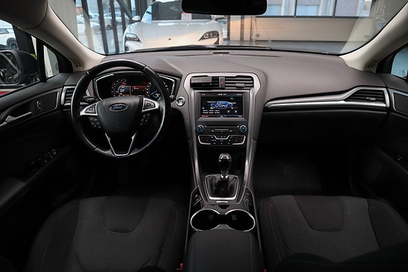 Ford Mondeo 25 of 30