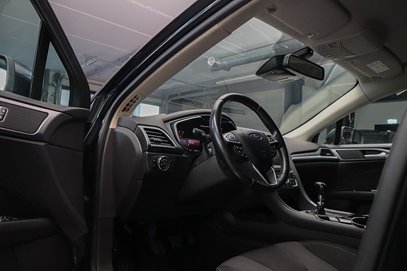 Ford Mondeo 29 of 30