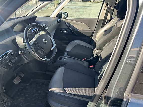 Citroen Grand C4 Picasso 7 of 17