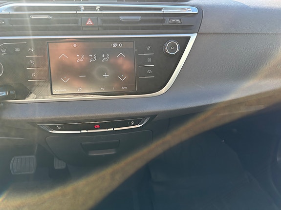 Citroen Grand C4 Picasso 10 of 17