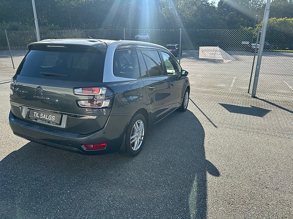 Citroen Grand C4 Picasso 4 of 17