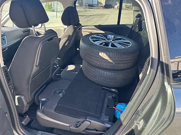 Citroen Grand C4 Picasso 13 of 17