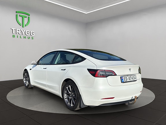 Tesla Model 3 3 of 13