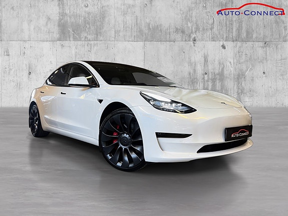 Tesla Model 3 3 of 30