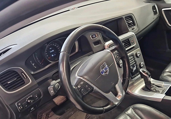 Volvo V60 8 of 15