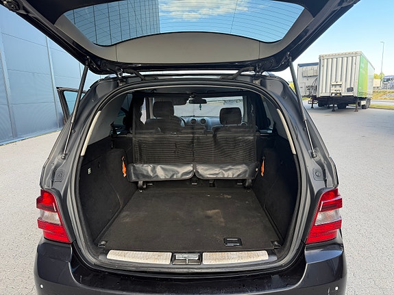 Mercedes-Benz ML280 18 of 30