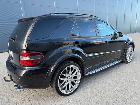 Mercedes-Benz ML280 8 of 30