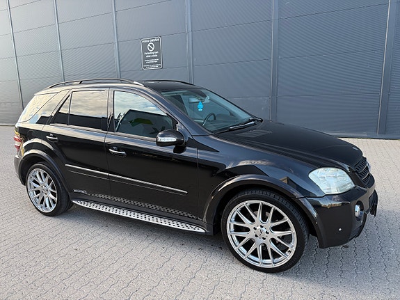 Mercedes-Benz ML280 2 of 30