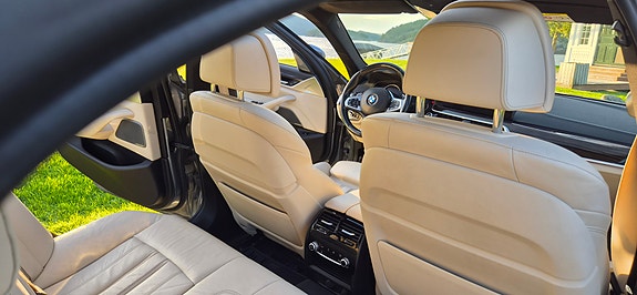 BMW 520d 9 of 11